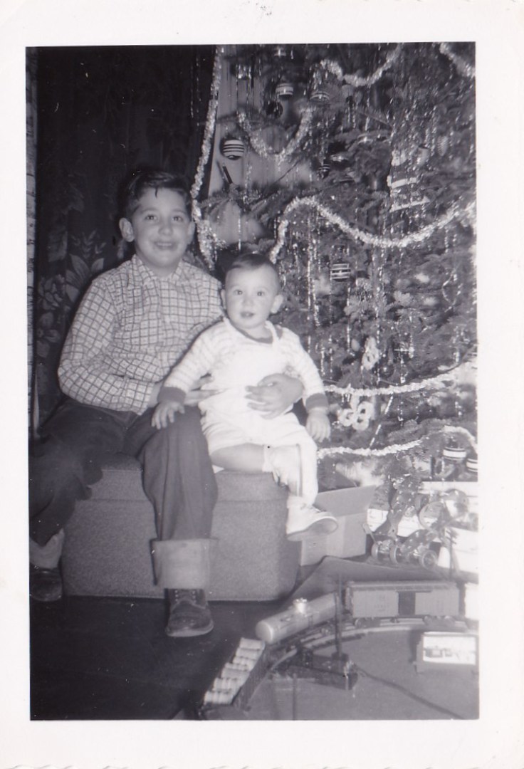Christmas1954-peter7janet.jpg